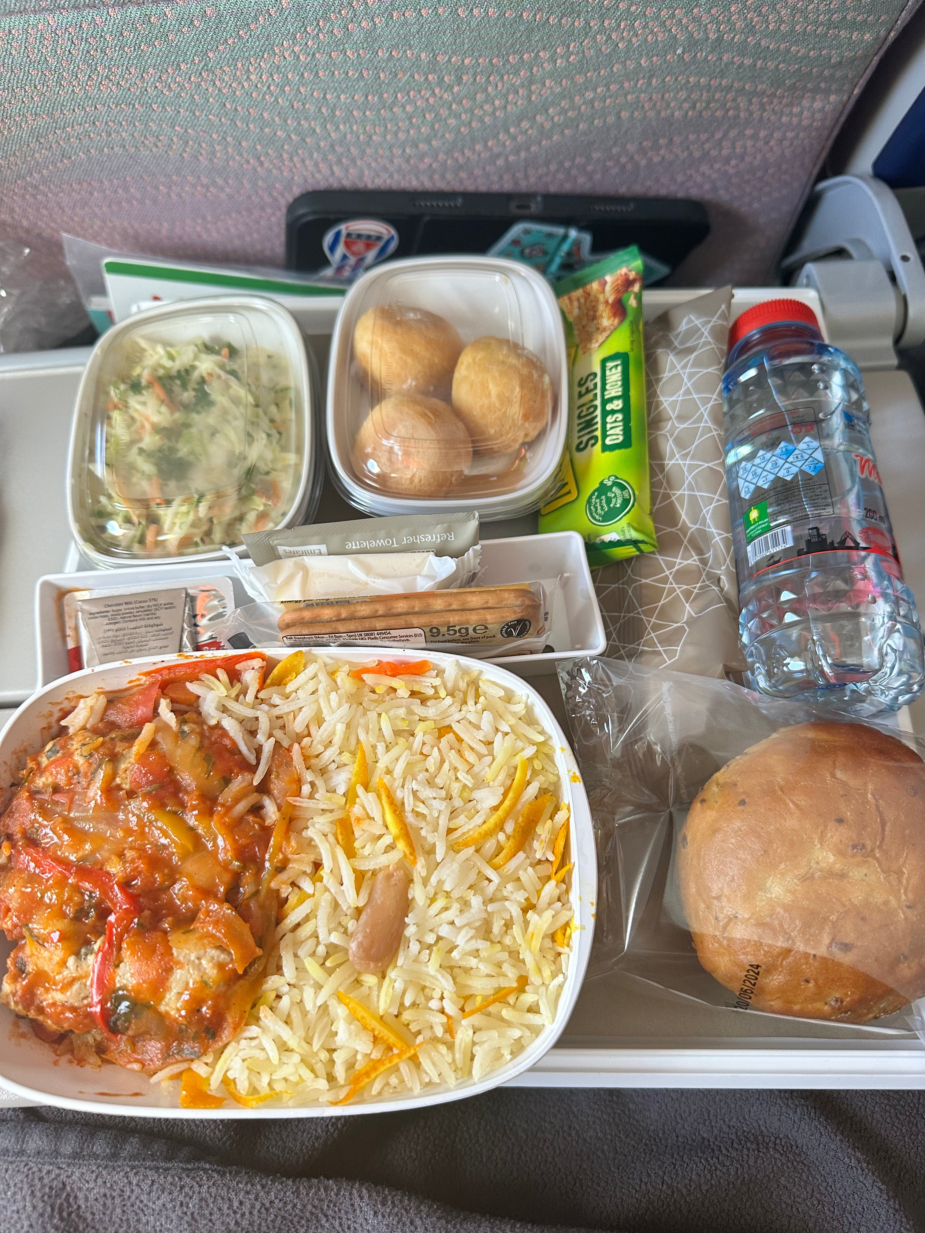 機内食(成田⇨ドバイ⇨マドリード)