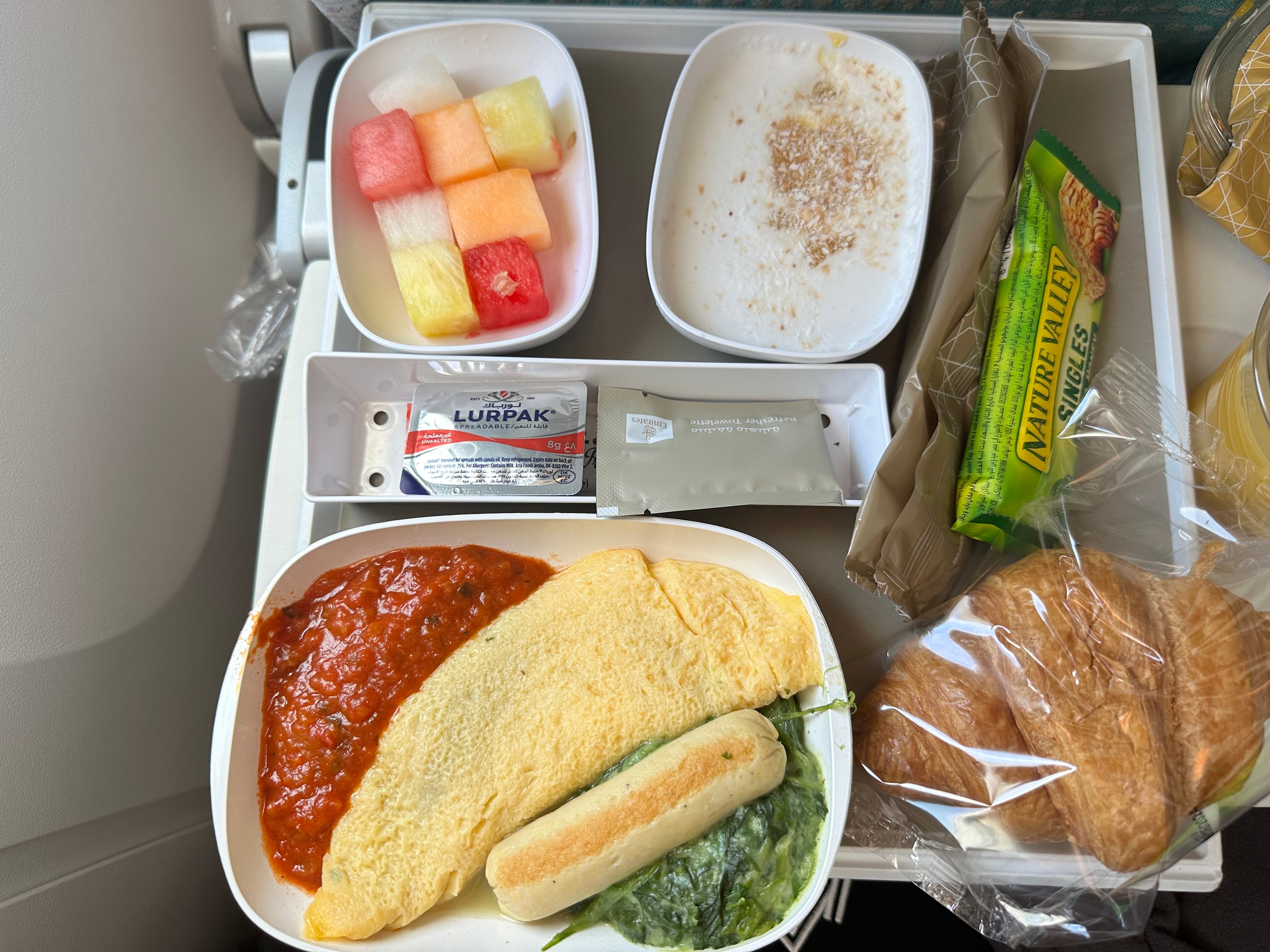 機内食(マドリード⇨ドバイ⇨羽田)