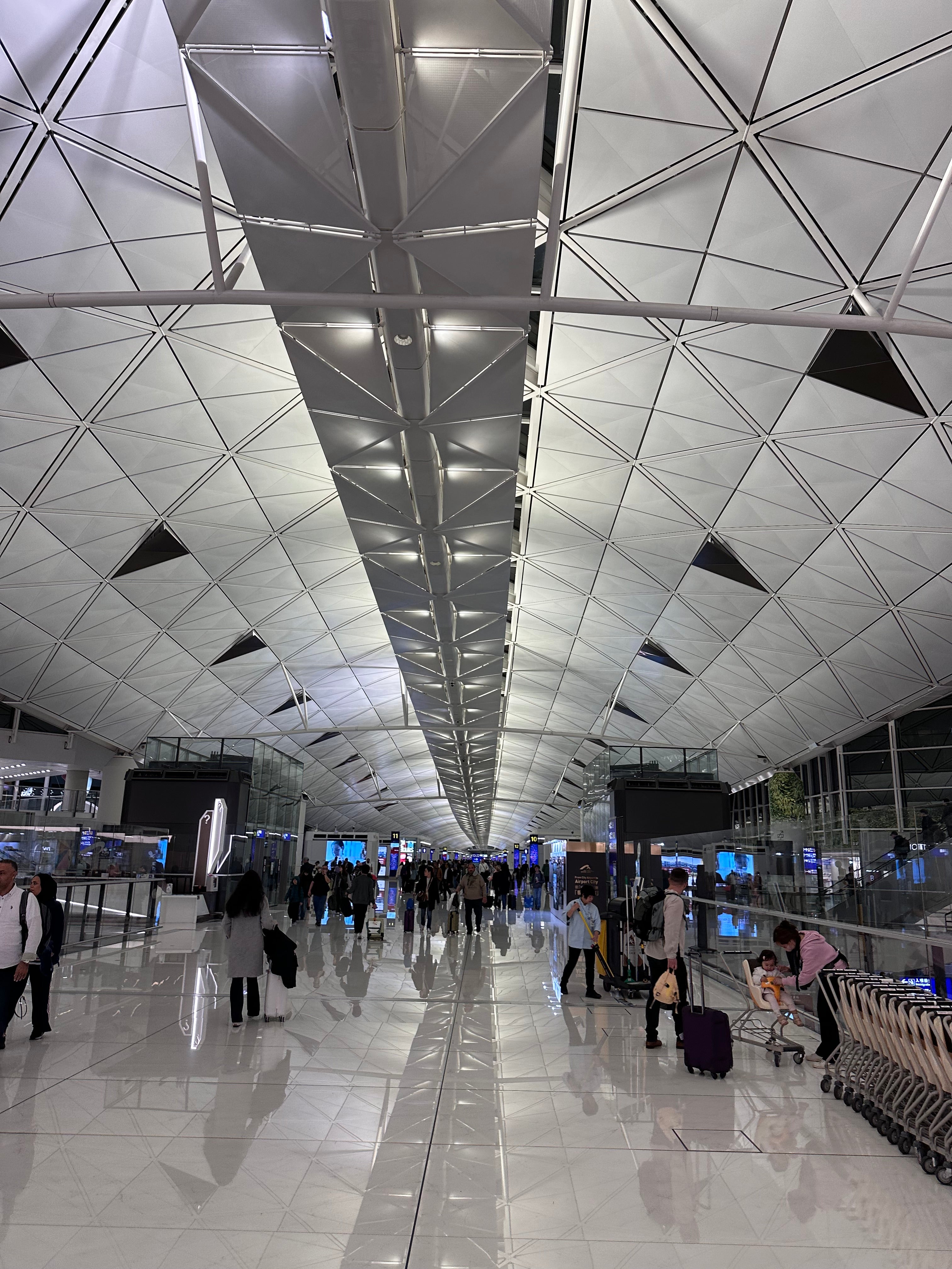 香港空港の様子