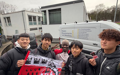1.FCケルンのトップチーム練習見学！選手からサインをもらいアヘ選手と集合写真📸2月24日
