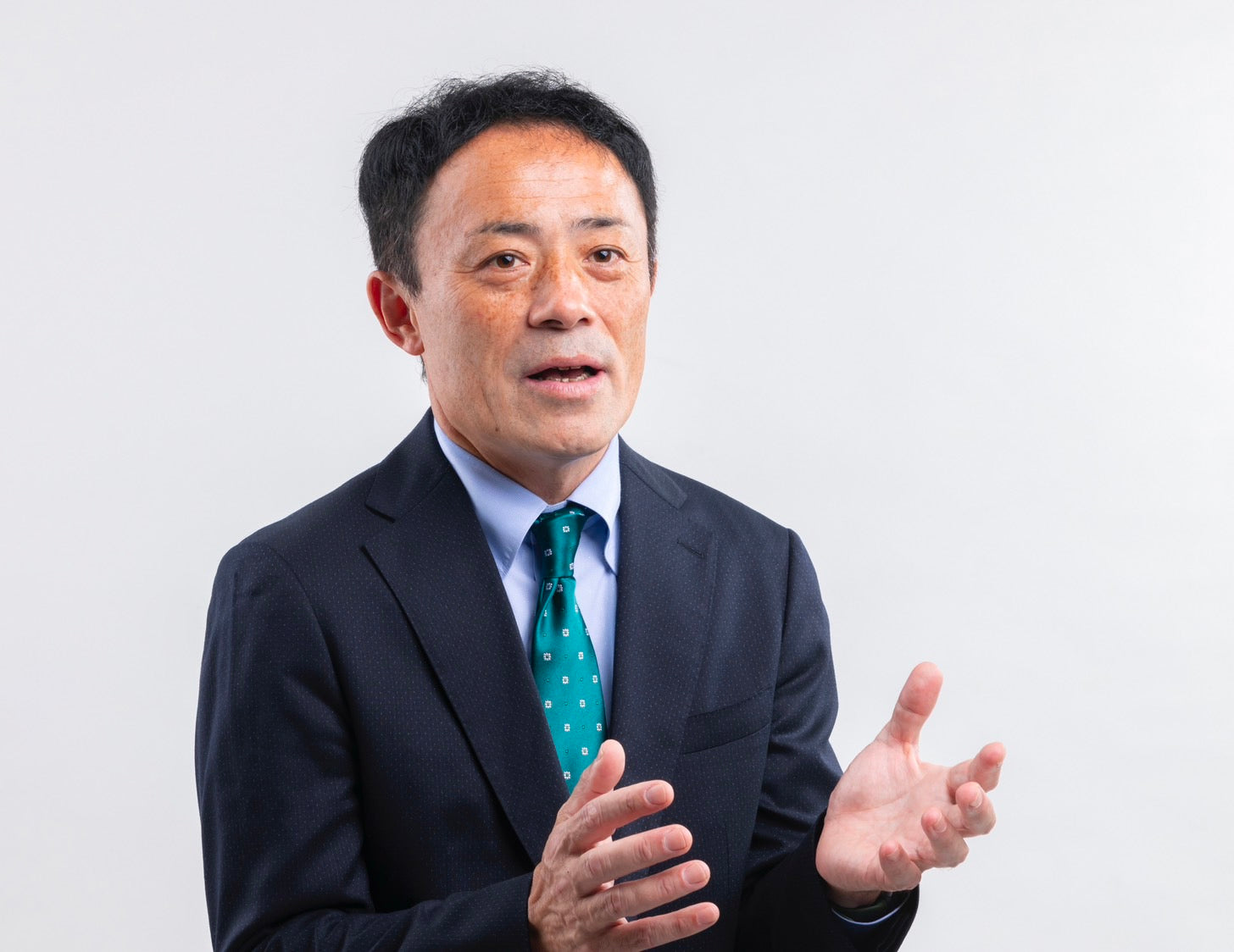 根塚 武先生が協力してくれることになりました！！