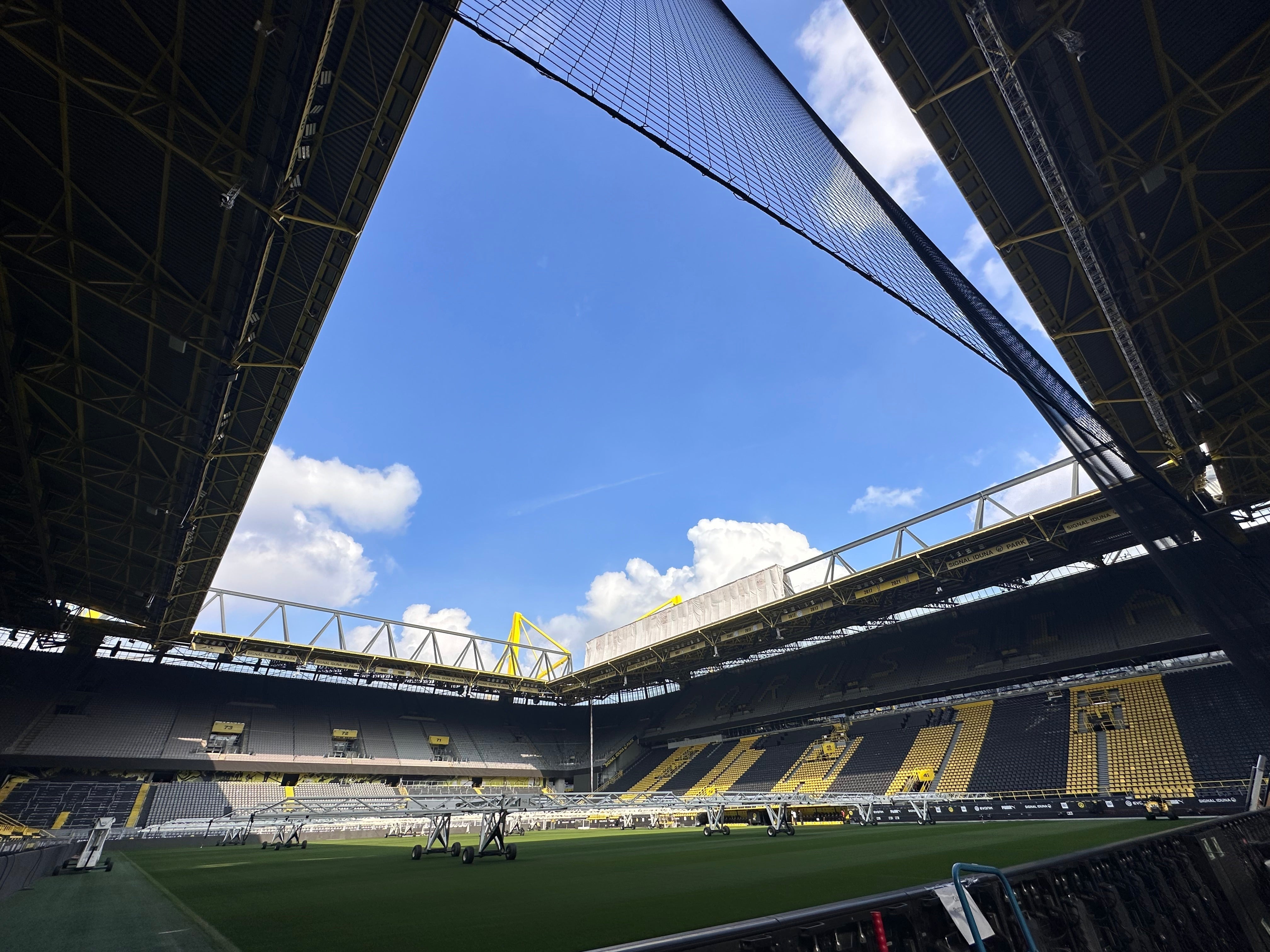 Borussia Dortmund - Piece 海外留学サポート