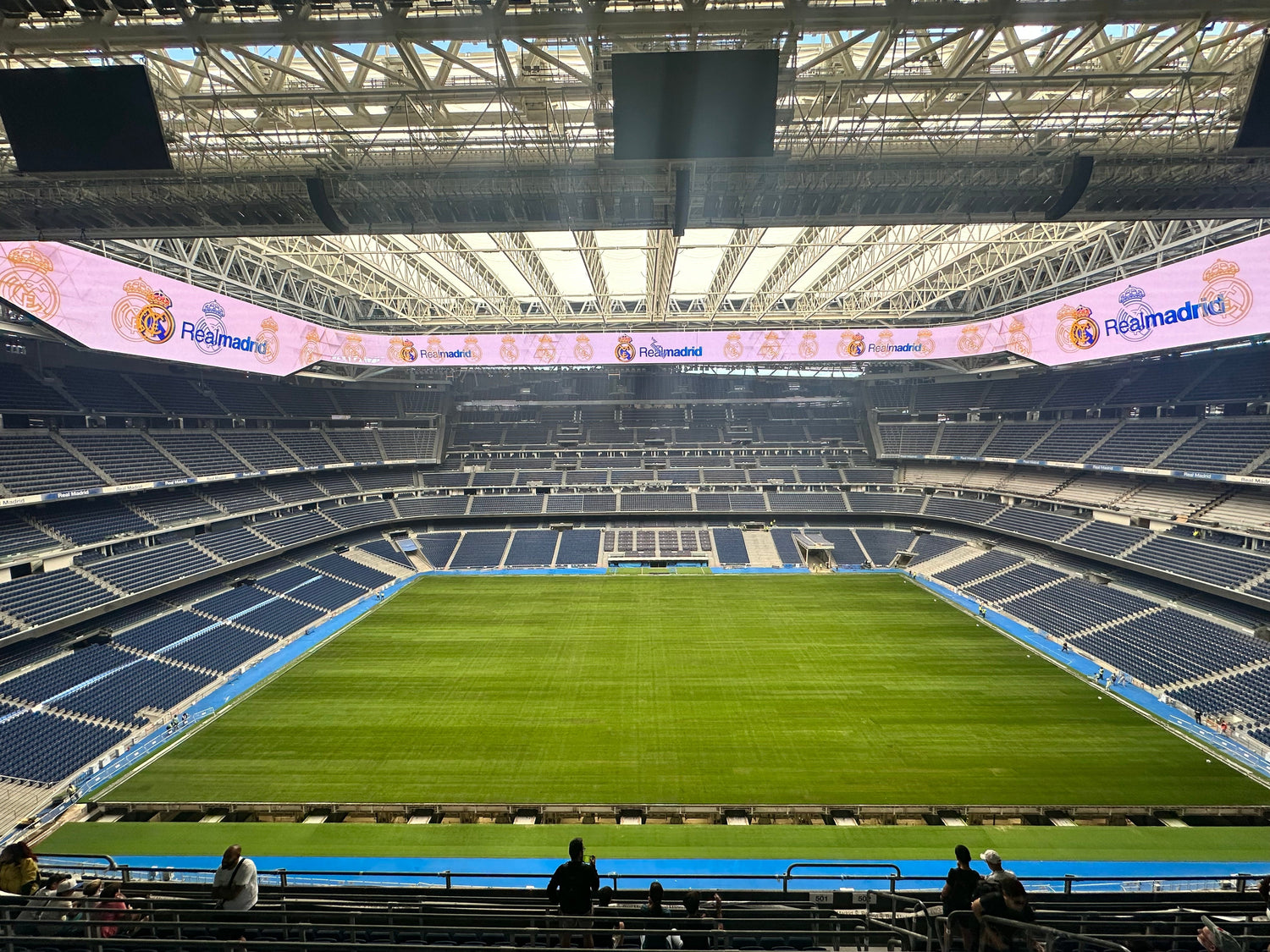 Estadio Santiago Bernabéu - Piece 海外留学サポート