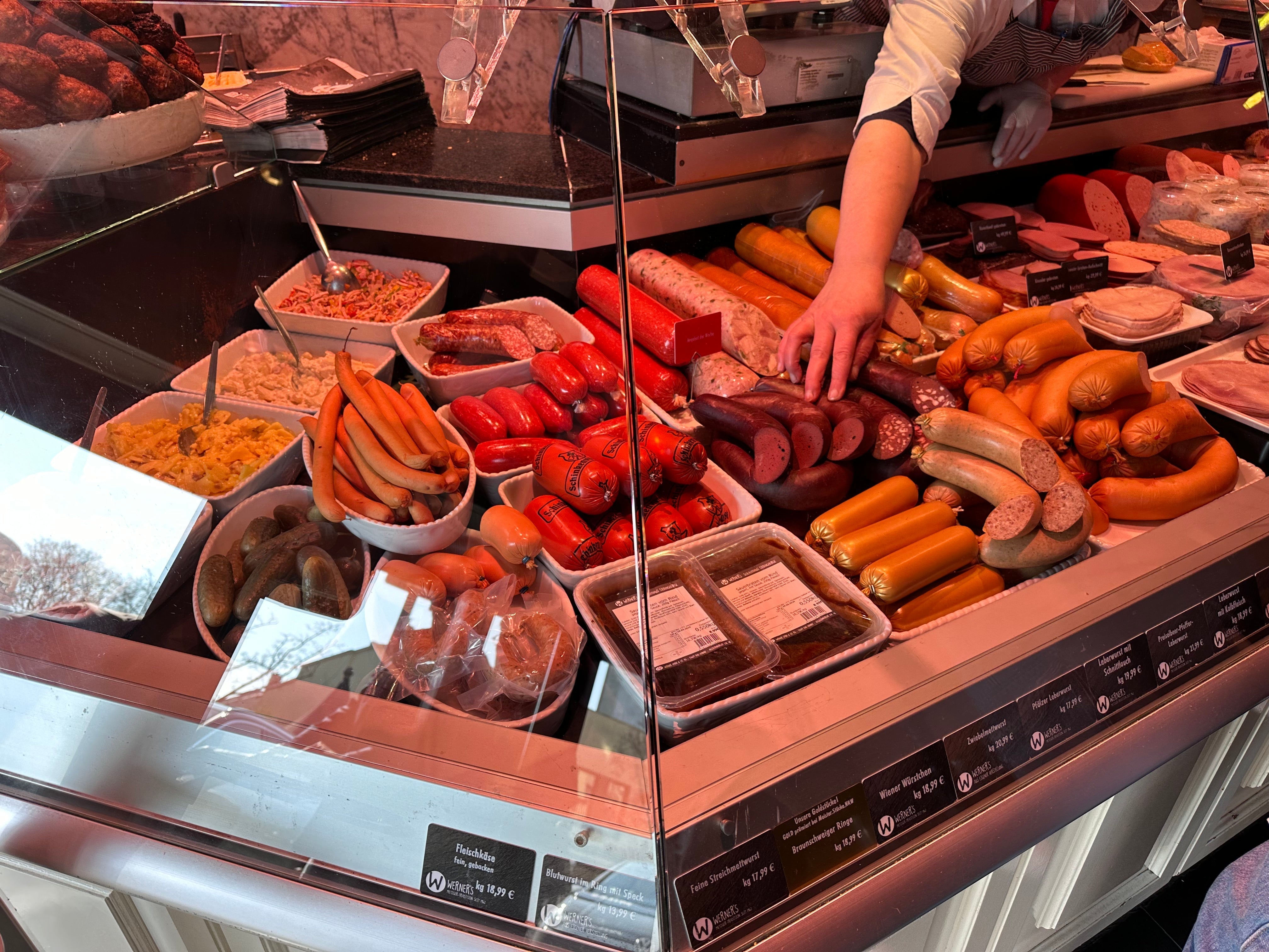 ウインナー店の様子🇩🇪 - Piece 海外留学サポート