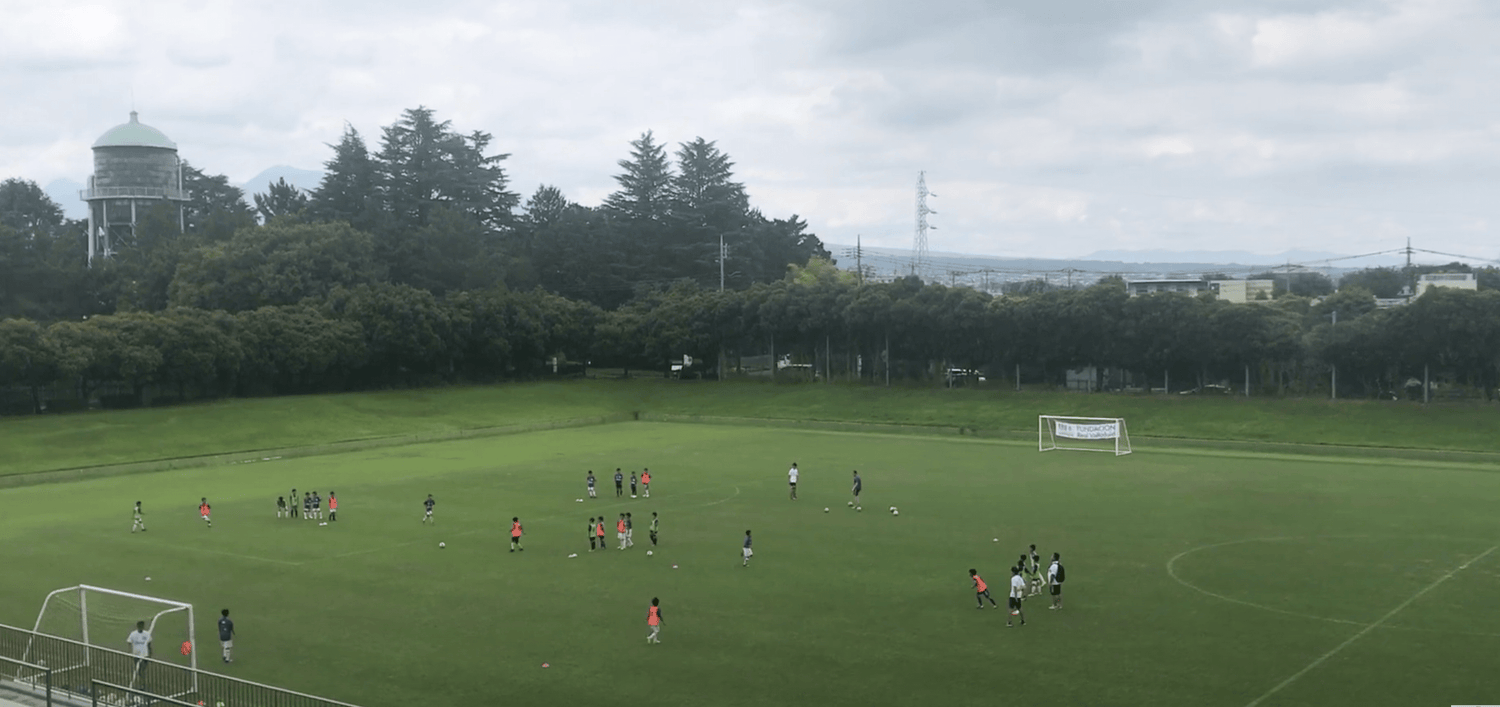 スペイン🇪🇸クロスからのシュート - Piece 海外留学サポート