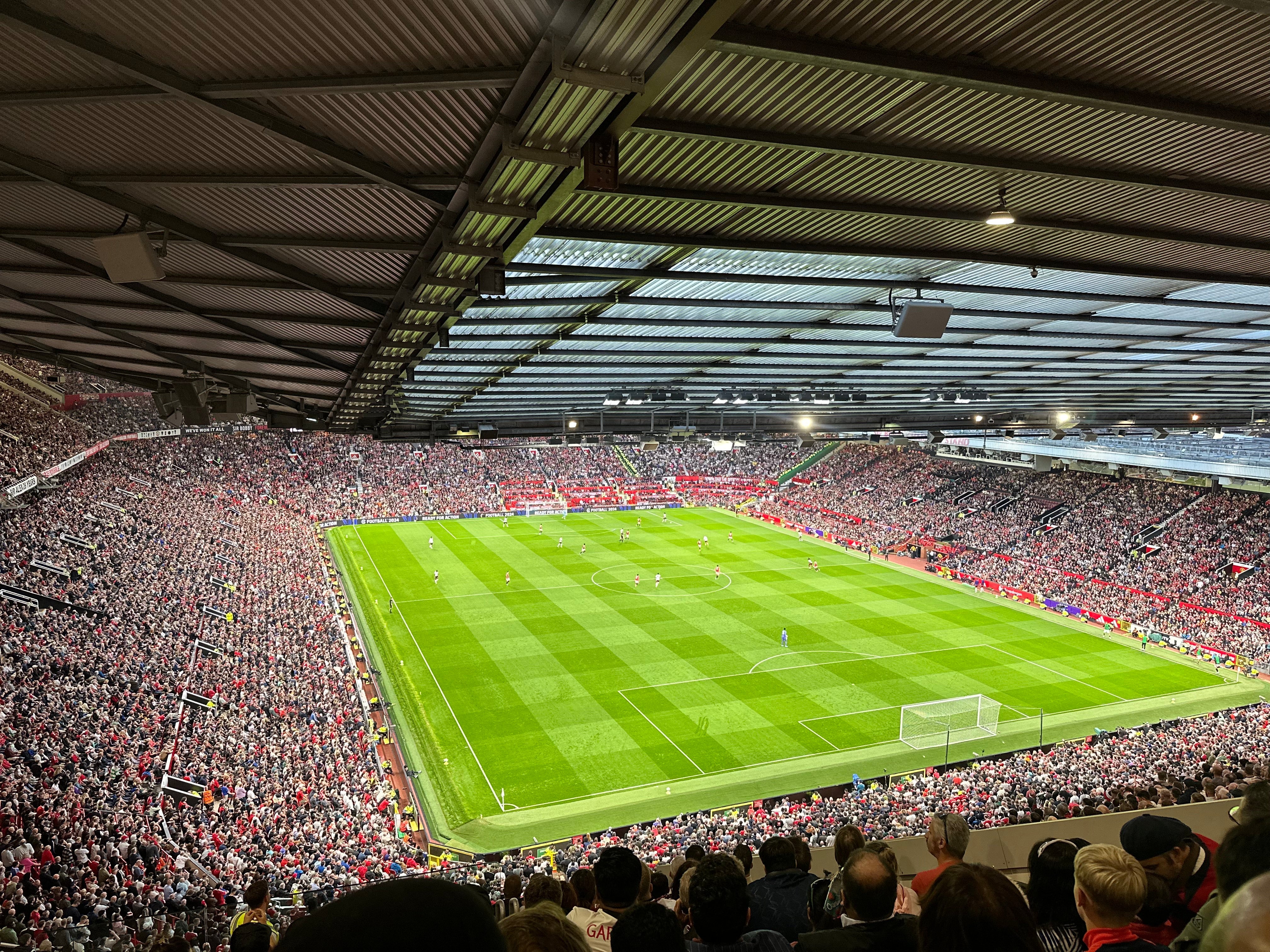 Old Trafford - Piece 海外留学サポート