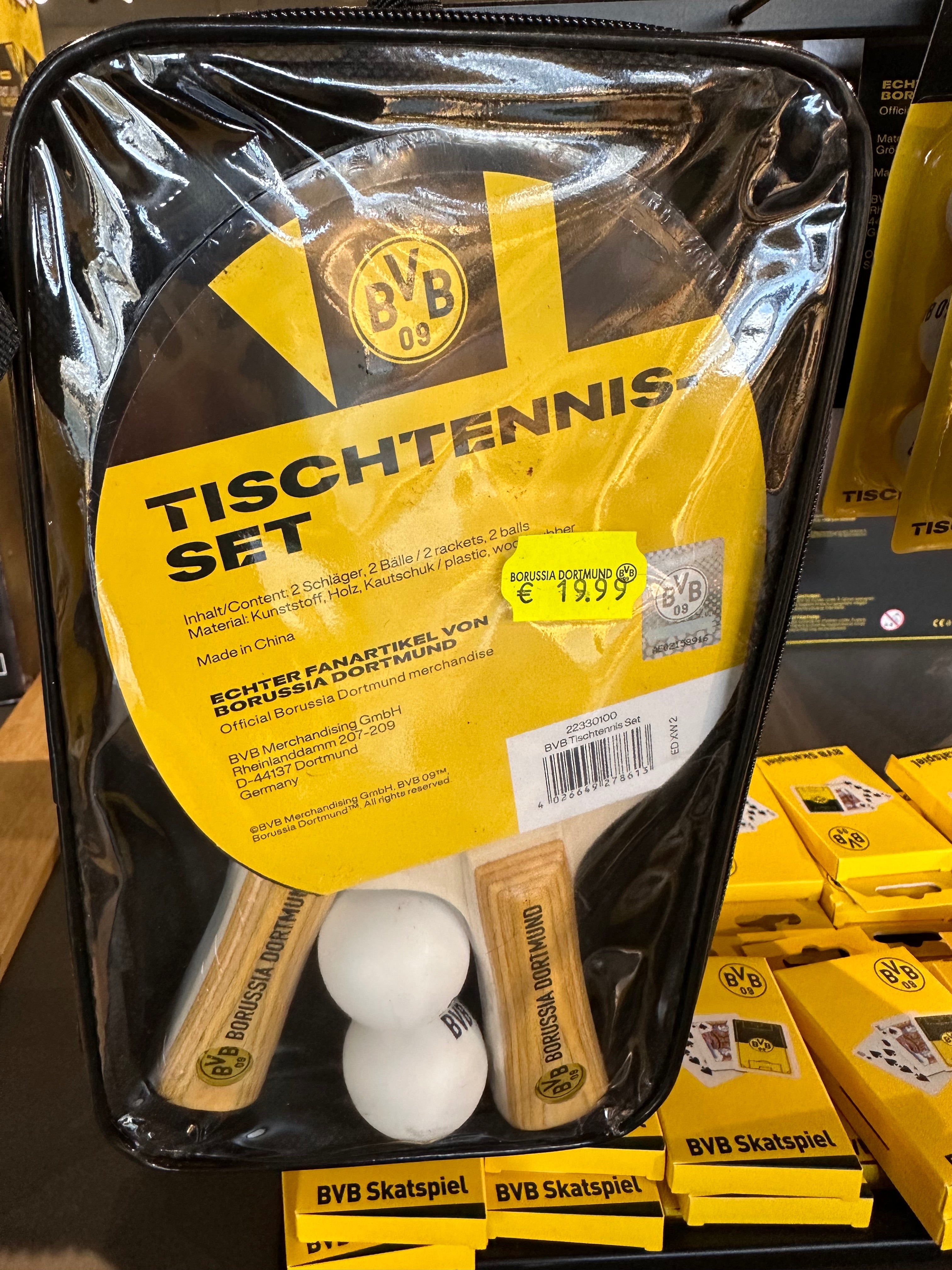 Signal Iduna Park（SHOP） - Piece 海外留学サポート