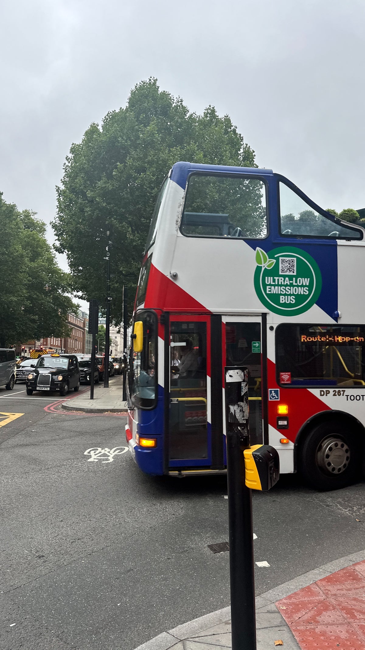 LONDON BUS CAFE